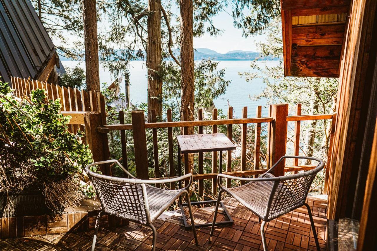 Serenity By The Sea Retreats Montague Harbour Esterno foto